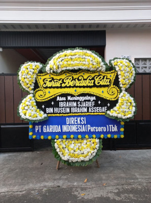 Papan Bunga Duka di Teluk Pandan